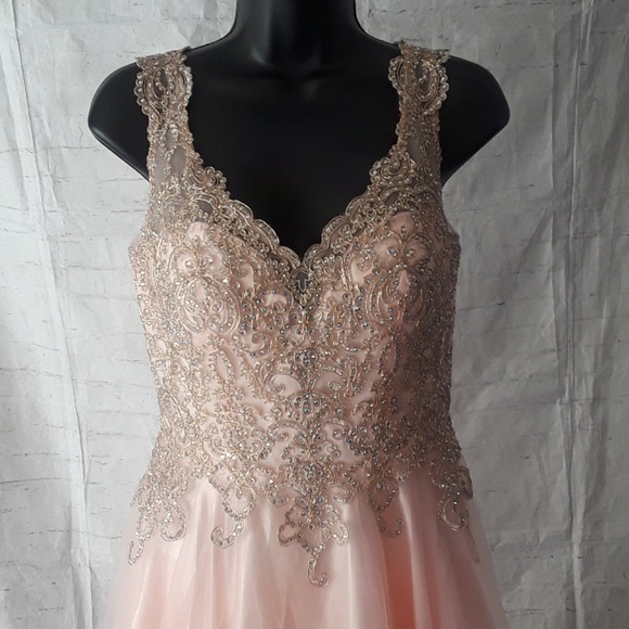 Aspeed hand beaded V neck prom dress - Picture 3 of 7